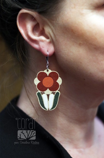 Boucles d'oreilles grosse fleur vintage Boucles d'oreilles grosse fleur vintage